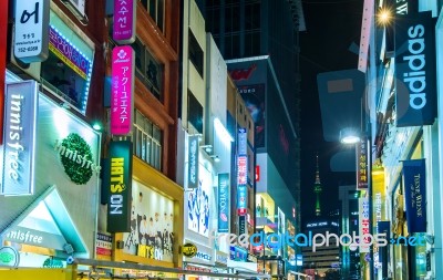 Seoul - March 20: Myeong-dong Market Is Large Shopping Street In Seoul.photo Taken On March 20,2016 In Seoul,south Korea Stock Photo