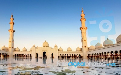 Sheikh Zayed Grand Mosque In Abu Dhabi, Uae Stock Photo