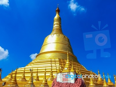 Shwedagon Pagoda, Yangon Myanmar Stock Photo