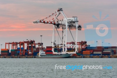 Soft Focus , Containers Loading By Crane In The Twilight , Trade… Stock Photo