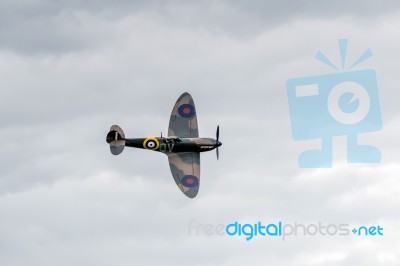 Spitfire Mk Ixt Pv202 Qv Stock Photo