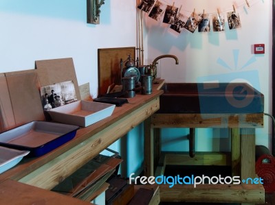 Stanley, County Durham/uk - January 20 : Inside Of An Old Photog… Stock Photo