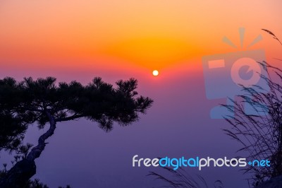 Sunrise On Bukhansan Mountains In Seoul, Korea Stock Photo