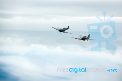 Supermarine Spitfire Pr Xi Pl965 And Hawker Hurricane Mk.iib Stock Photo