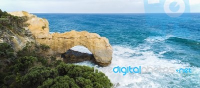 The Arch At Port Campbell National Park Stock Photo