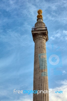 The Monument In London Stock Photo