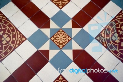 Tiled Floor Of St Leon Church In Eguisheim In Haut-rhin Alsace F… Stock Photo