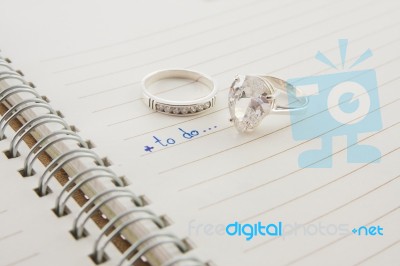 To Do And Diamond Ring...love Concept Stock Photo