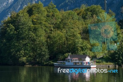 Tourist Boat Stop On Lake Hallstatt Stock Photo