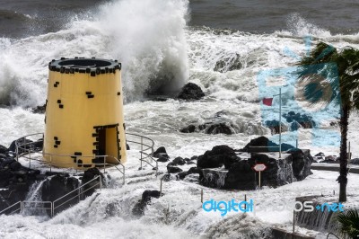 Tropical Storm Hitting The Lookout Tower In The Grounds Of The S… Stock Photo