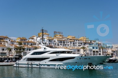 View Of A Luxury Yacht In The Harbour At Puerto Banus Stock Photo