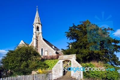 View Of Clifton Hampden Church On A Sunny Spring Day Stock Photo