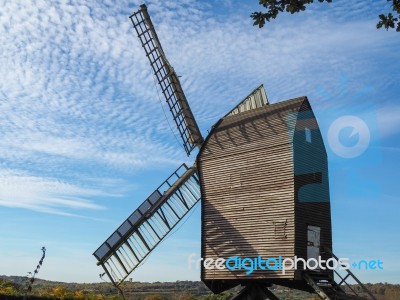 View Of Nutley Windmill In The Ashdown Forest Stock Photo
