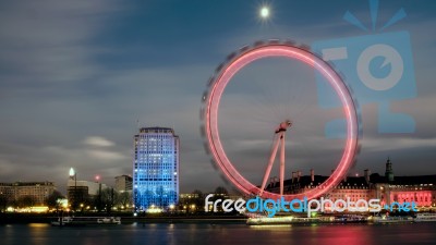 View Of The London Eye At Night Stock Photo