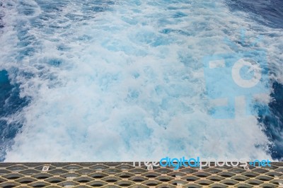 Waves Behind The Crew Boat With Steel Wire Rack With Rusty Stock Photo Waves Behind The Crew Boat With Steel Wire Rack With Rusty Stock Photo