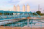 Big Tank Of Water Supply In Metropolitan Waterwork S Industry Pl Stock Photo
