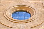 Incision   In House  Window    Italy  Lombardy    Rose Window Stock Photo